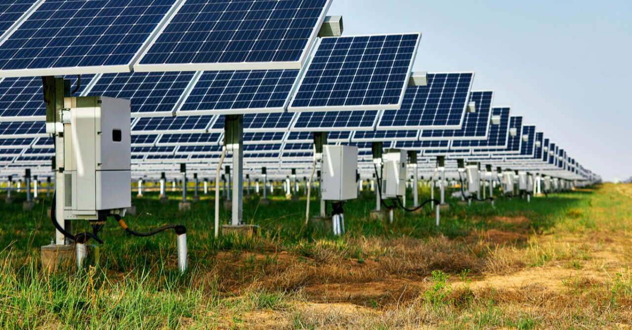 How Long Do Inverters for Solar Panels Last?