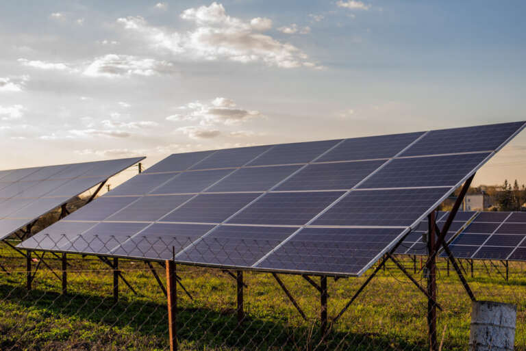 Who Is Eligible for Government Solar Rebates in Australia?